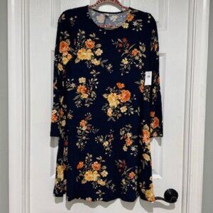 Navy floral print t-shirt dress